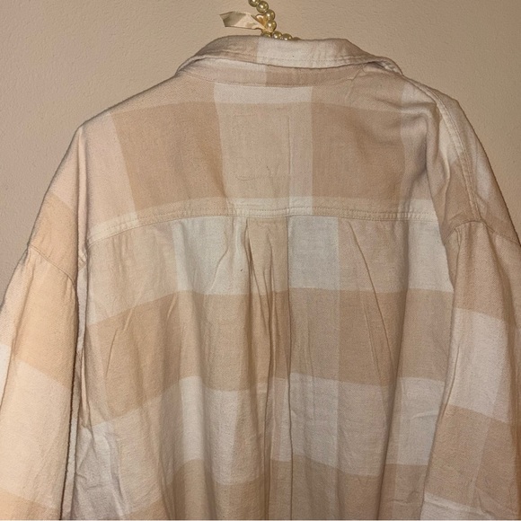 👼🏼NEVER WORN👼🏼 Aerie Cream & White Oversized Flannel - Picture 5 of 7